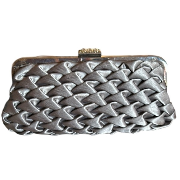 Gray Satin Evening Handbag Clutch with Silver Crossbody Chain Strap - Picture 2 of 6